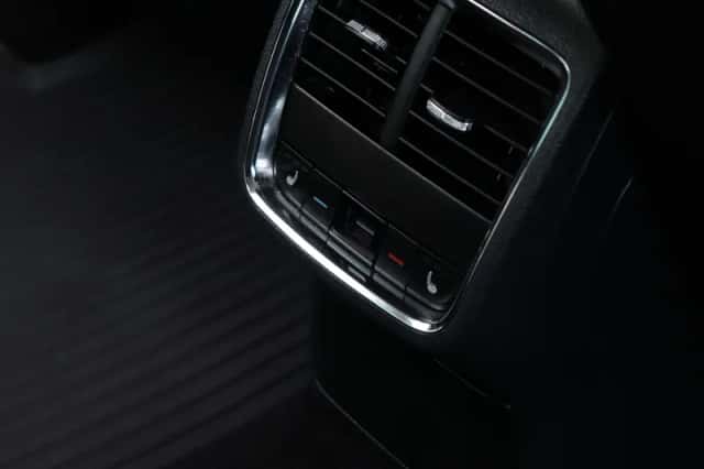 Škoda Octavia (2022) thumbnail 14