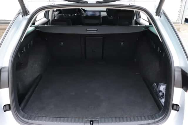 Škoda Octavia (2022) thumbnail 6