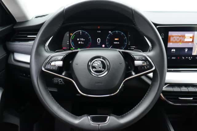 Škoda Octavia (2022) thumbnail 7