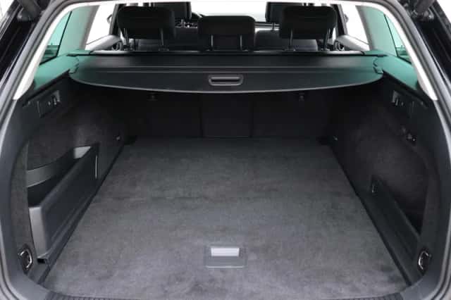 Volkswagen Passat (2021) thumbnail 12