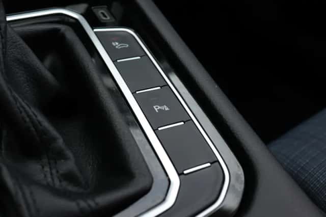 Volkswagen Passat (2021) thumbnail 22