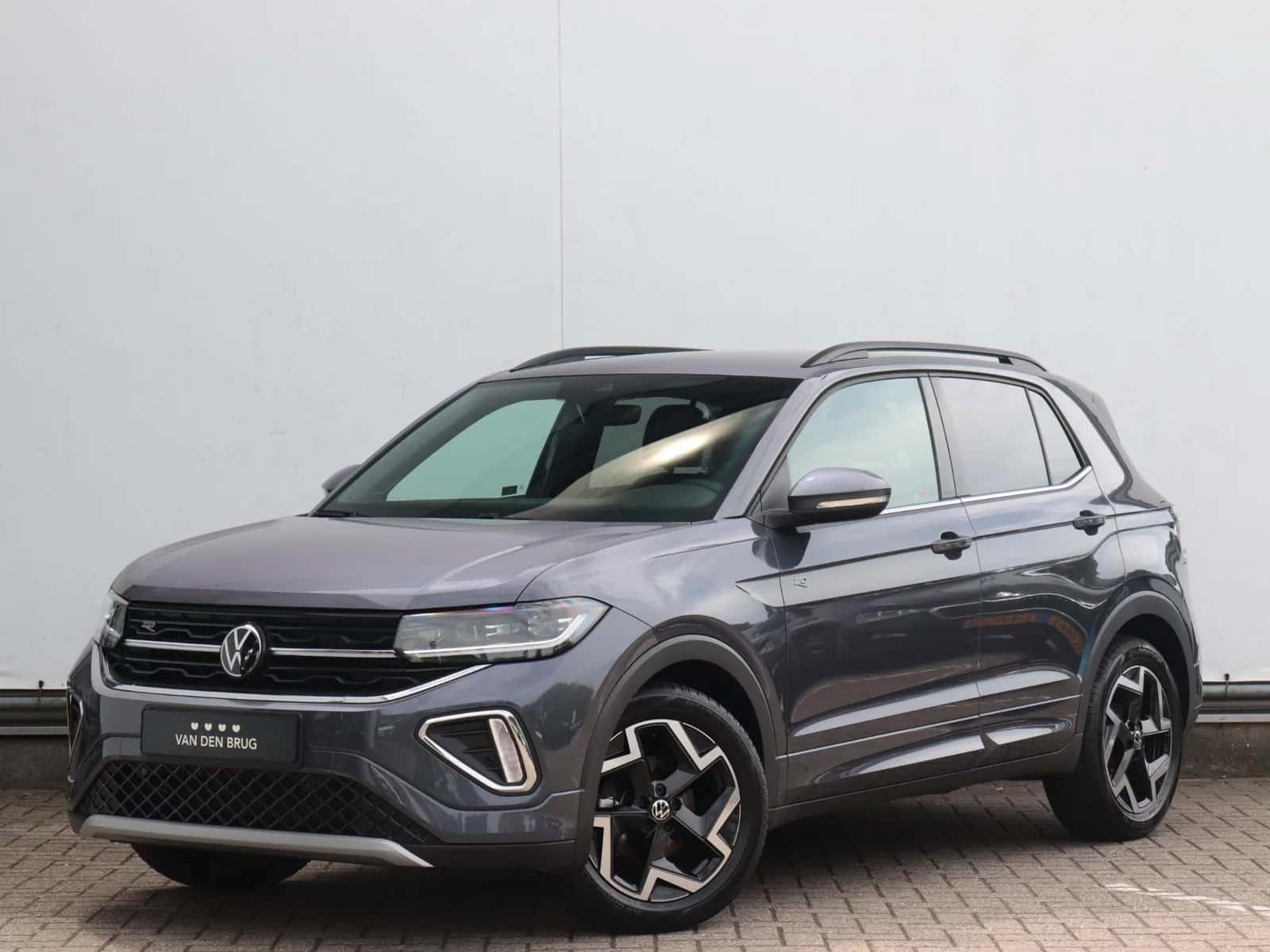 Volkswagen T-Cross (2025) — foto 1