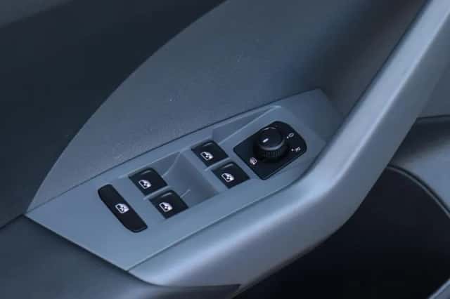 Volkswagen T-Cross (2021) thumbnail 20