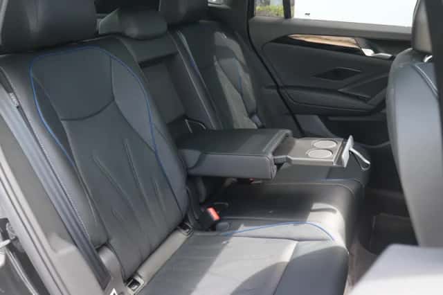 Volkswagen Tiguan (2025) thumbnail 11