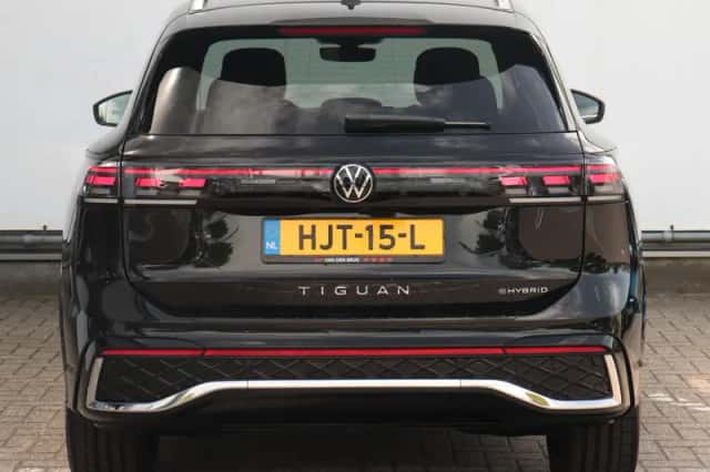 Volkswagen Tiguan (2025) thumbnail 7