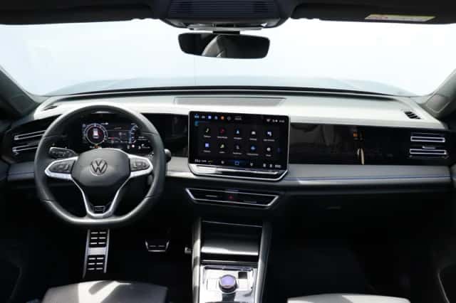 Volkswagen Tiguan (2025) thumbnail 8