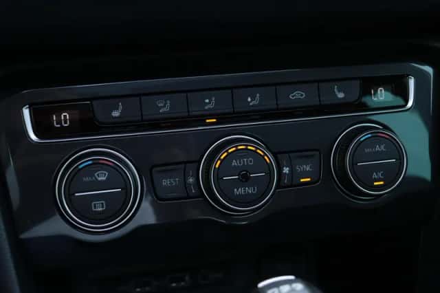 Volkswagen Tiguan (2019) thumbnail 15