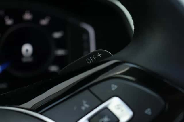 Volkswagen Tiguan (2019) thumbnail 32