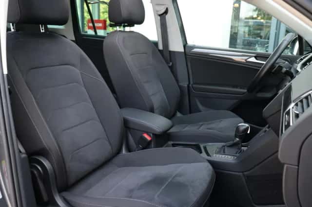 Volkswagen Tiguan (2019) thumbnail 9