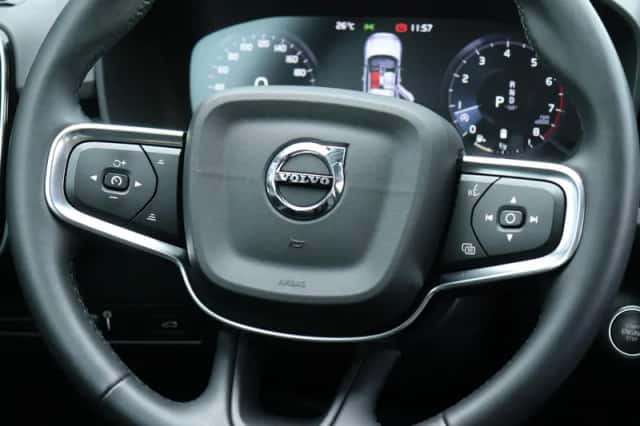 Volvo XC40 (2021) thumbnail 25