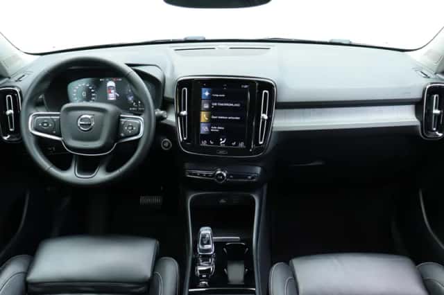 Volvo XC40 (2021) thumbnail 7