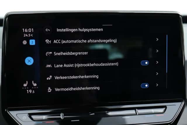 Volkswagen ID.3 (2021) thumbnail 32