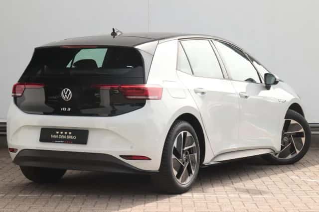 Volkswagen ID.3 (2021) thumbnail 5