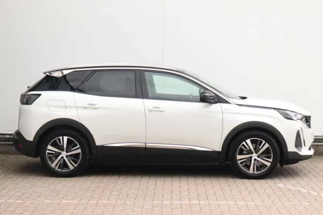 Peugeot 3008 (2021) thumbnail 2
