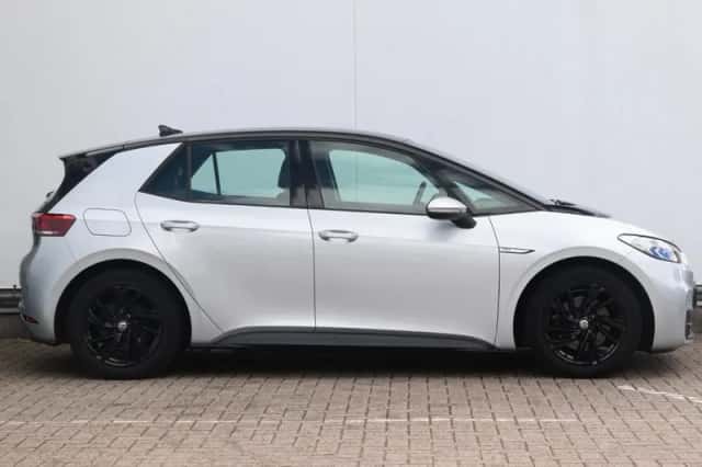 Volkswagen ID.3 (2021) thumbnail 3