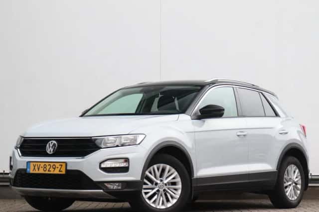 Volkswagen T-Roc (2019) thumbnail 1