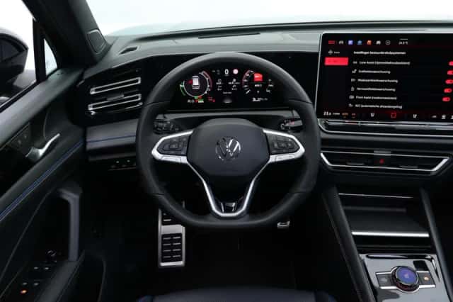 Volkswagen Tiguan (2025) thumbnail 6
