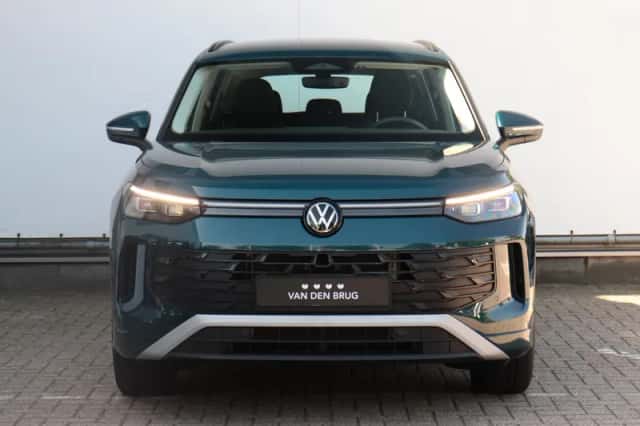 Volkswagen Tayron (2025) thumbnail 4