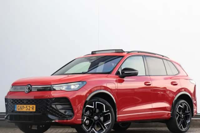 Volkswagen Tiguan (2024) thumbnail 1
