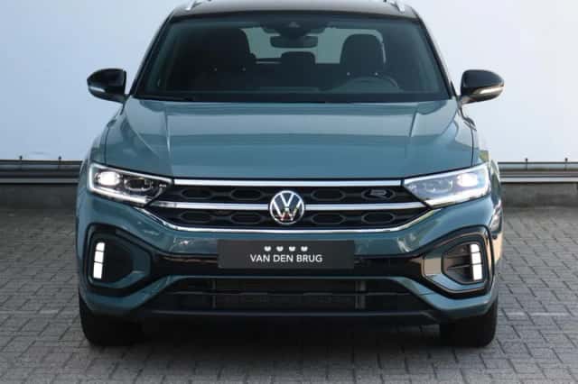 Volkswagen T-Roc (2025) thumbnail 3