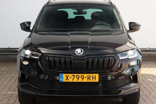 Škoda Karoq (2024) thumbnail 2