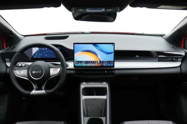 BYD Dolphin (2026) thumbnail 6