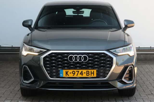 Audi Q3 (2020) thumbnail 3