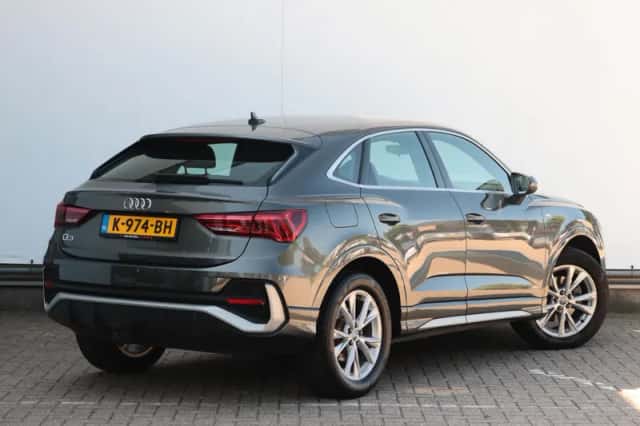Audi Q3 (2020) thumbnail 4