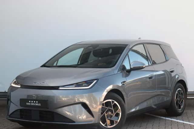 BYD Dolphin (2026) thumbnail 1