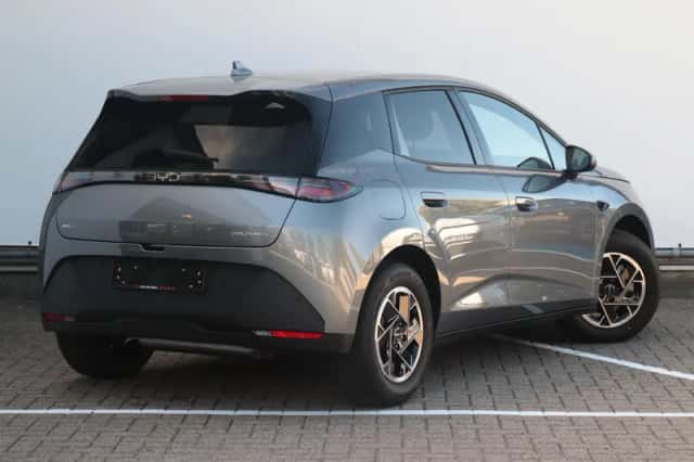 BYD Dolphin (2026) thumbnail 4
