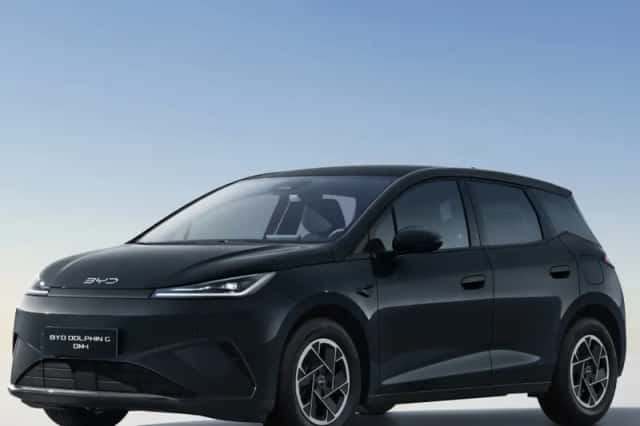 BYD Dolphin (2026) thumbnail 1