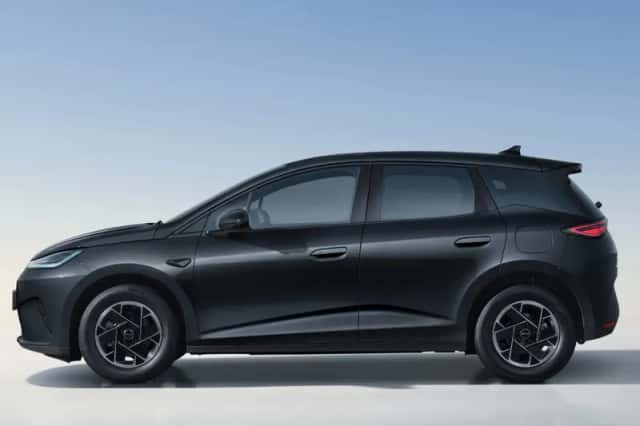 BYD Dolphin (2026) thumbnail 3