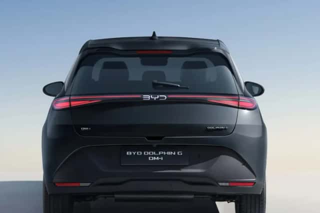 BYD Dolphin (2026) thumbnail 5