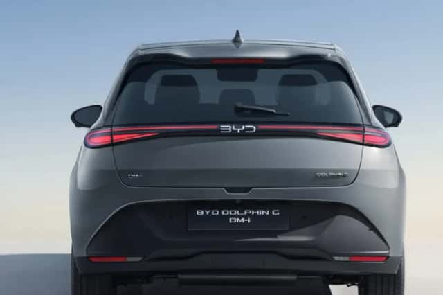 BYD Dolphin (2026) thumbnail 4