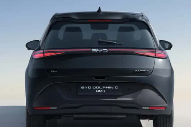 BYD Dolphin (2026) thumbnail 3