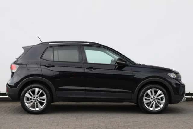 Volkswagen T-Cross (2025) thumbnail 2