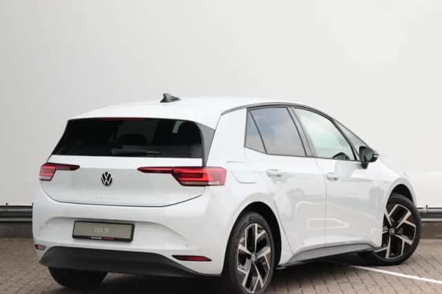 Volkswagen ID.3 (2026) thumbnail 4