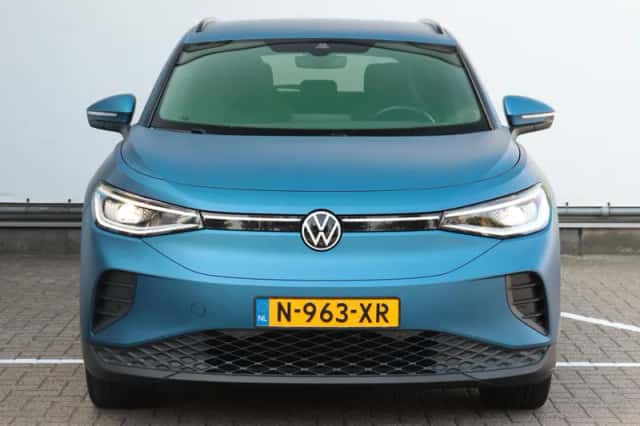 Volkswagen ID.4 (2021) thumbnail 2