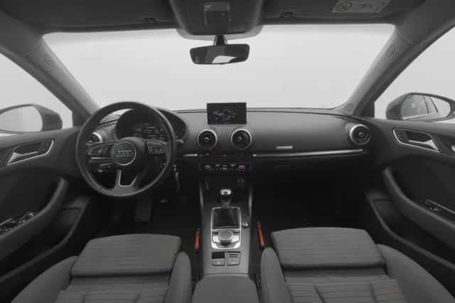 Audi A3 (2020) thumbnail 3
