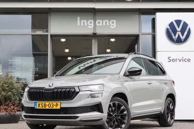 Škoda Karoq (2022) thumbnail 1
