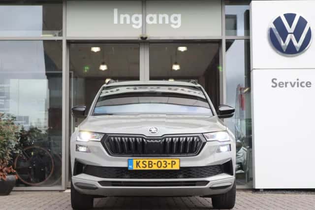 Škoda Karoq (2022) thumbnail 4