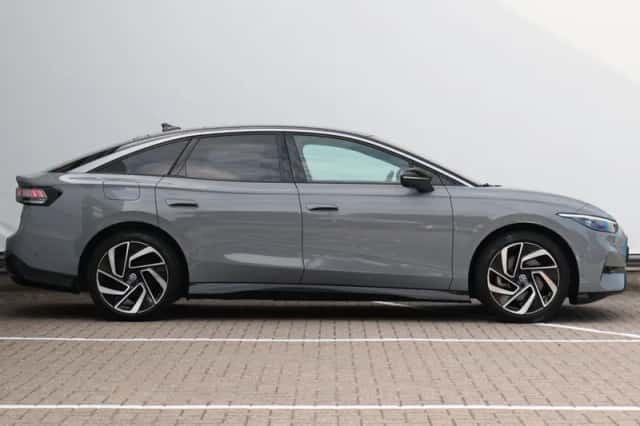 Volkswagen ID.7 (2023) thumbnail 4