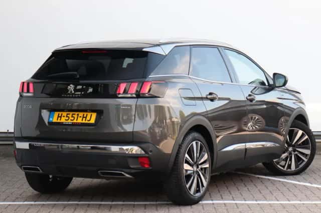 Peugeot 3008 (2020) thumbnail 5