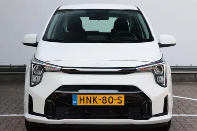 Kia Picanto (2025) thumbnail 2