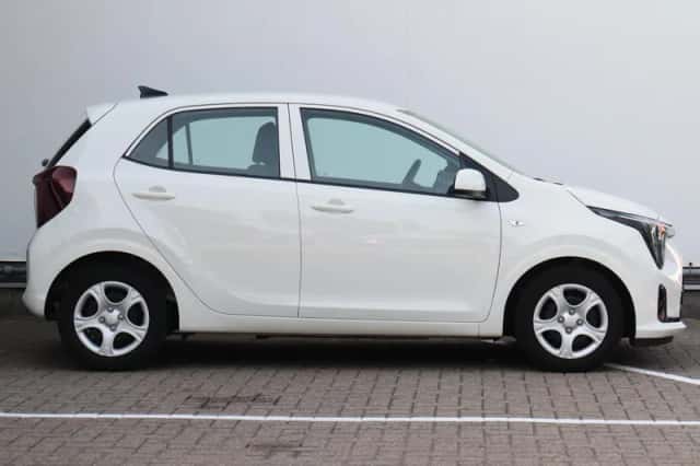 Kia Picanto (2025) thumbnail 4