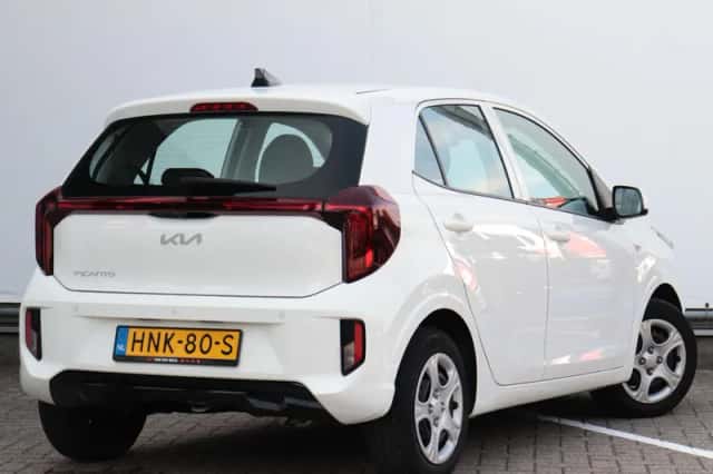 Kia Picanto (2025) thumbnail 5