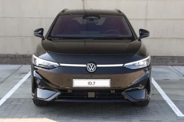 Volkswagen ID.7 (2026) thumbnail 4