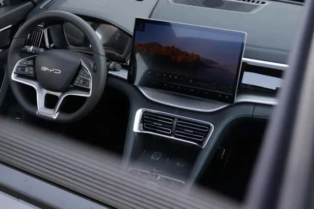 BYD Seal U (2026) thumbnail 6