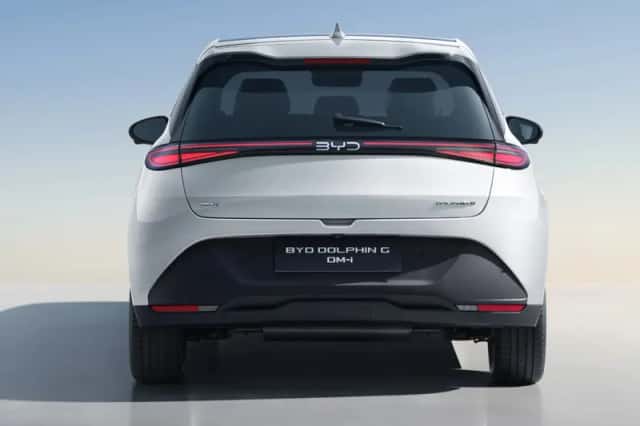 BYD Dolphin (2026) thumbnail 3