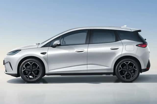 BYD Dolphin (2026) thumbnail 4